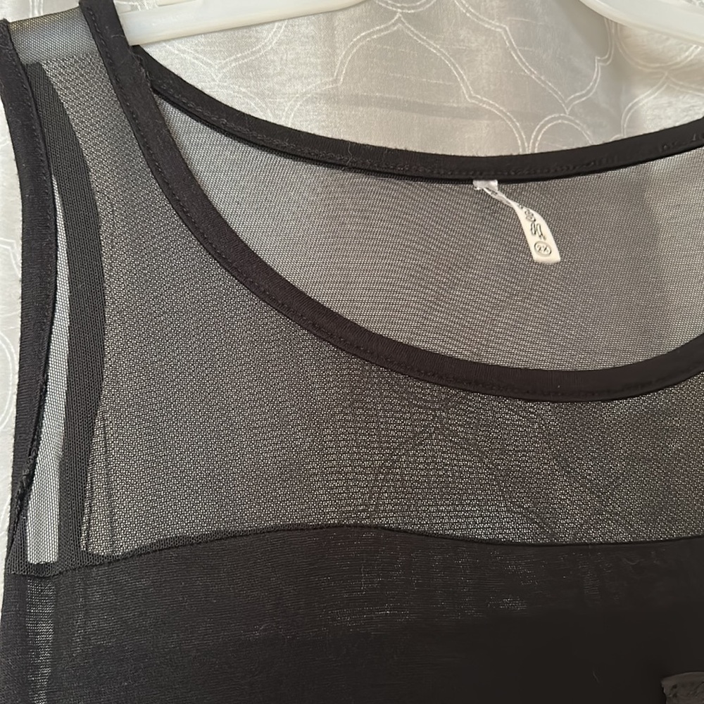 BLACK TANK TOP - Picture 4 of 4